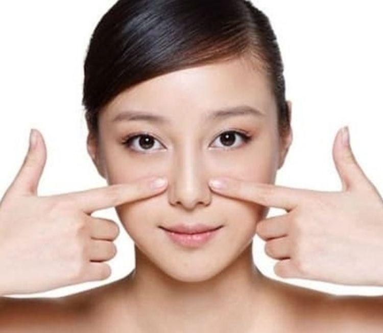 Cách trị mụn đầu đen tại nhà cho làn da mịn màng đón Tết