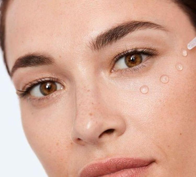 Serum mắt – Bí quyết sở hữu một đôi mắt đẹp